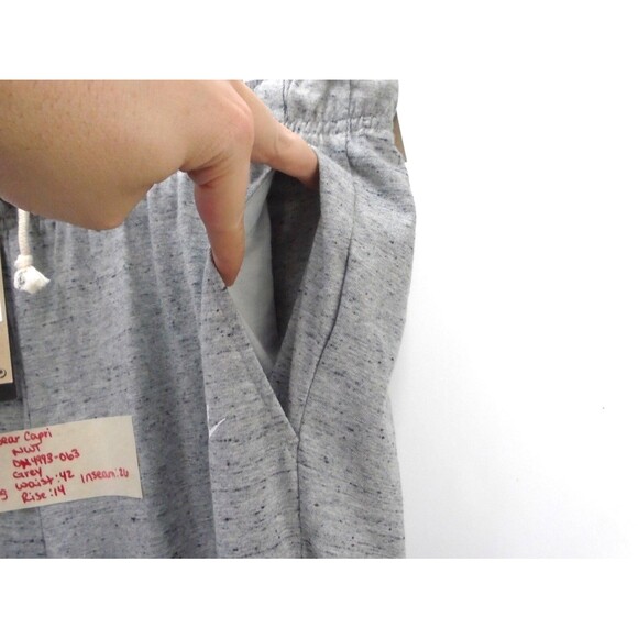 Nike Capri Jogger Pants Women’s Plus Size 2X (42x26) Standard Fit Mid Rise Gray - Picture 6 of 11